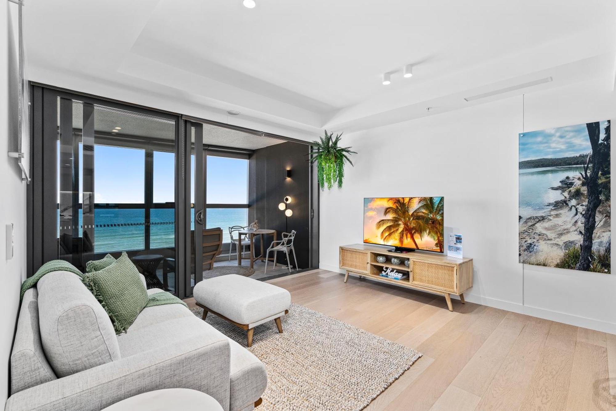 Jewel Beachfront Residences Gold Coast Exterior photo