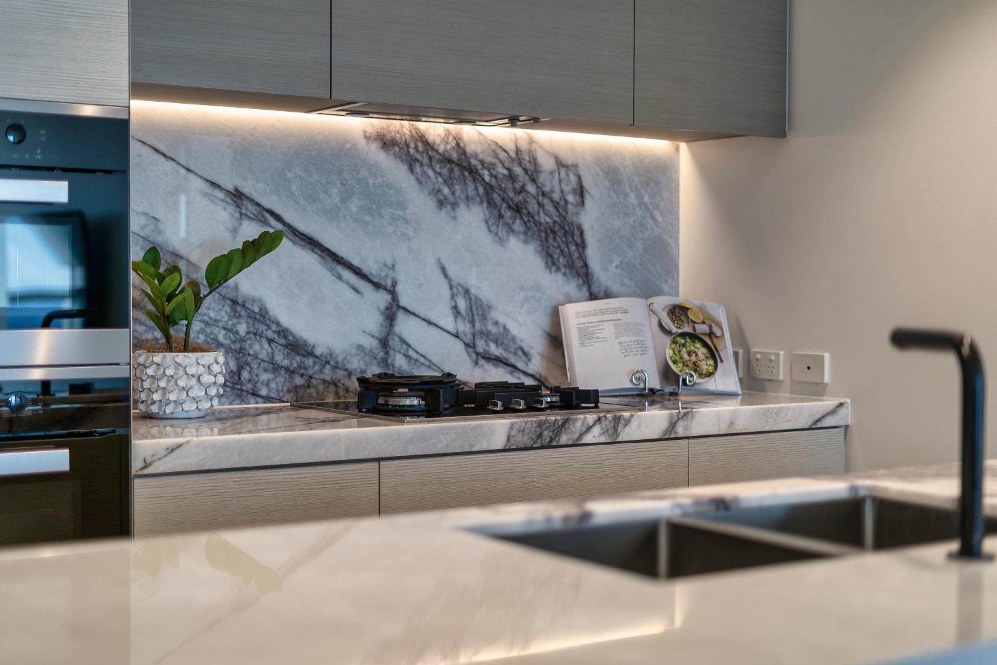 Jewel Beachfront Residences Gold Coast Room photo