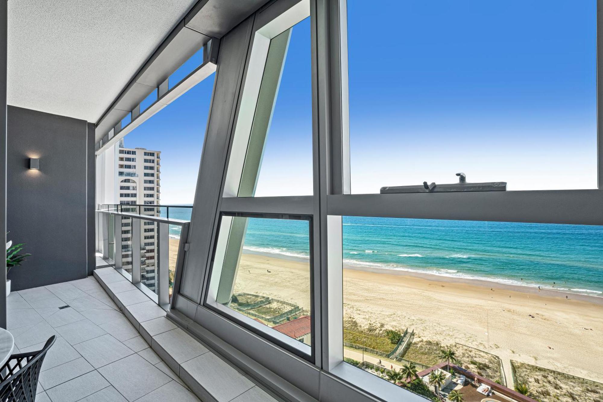 Jewel Beachfront Residences Gold Coast Exterior photo